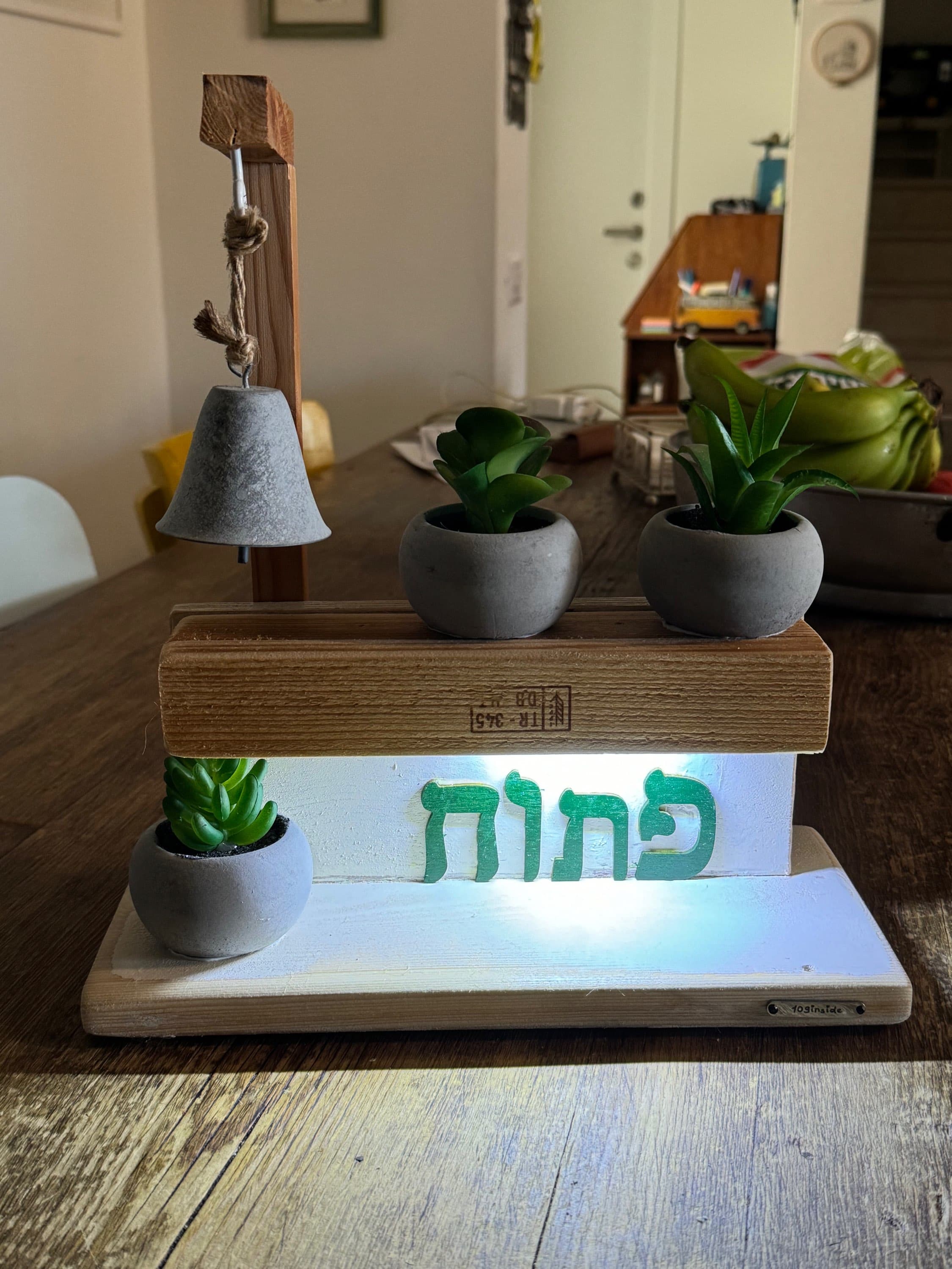 Open sign for a gallery